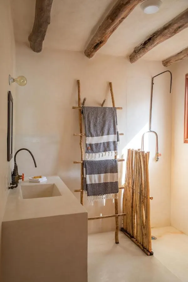 Casa Cat Ba Beachfront Boutique Hotel Isla Holbox